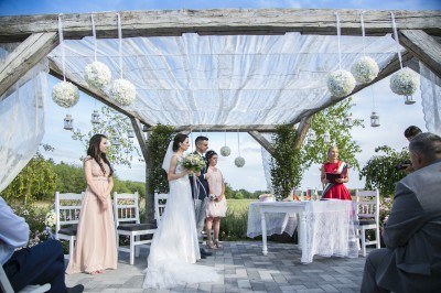 Lasan Judit_szertartasvezeto_ceremoniamester_Deak Udvarhaz_Kakucs